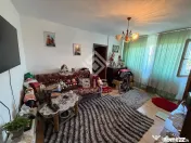Apartament de vanzare 3 camere - zona Decebal