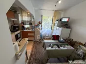 Apartament de vanzare 3 camere - zona Decebal