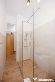 CENTRAL - 3 CAM - SPATIOS - 3 BAI - RENOVAT - COMPARTIMENTAT