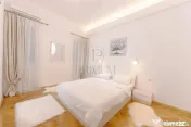 CENTRAL - 3 CAM - SPATIOS - 3 BAI - RENOVAT - COMPARTIMENTAT