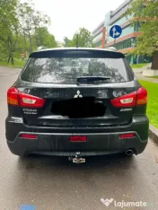 Vând Mitsubishi ASX 