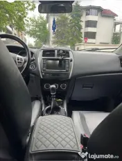 Vând Mitsubishi ASX 
