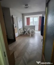 Vând garsonieră în Pitești - Craiovei