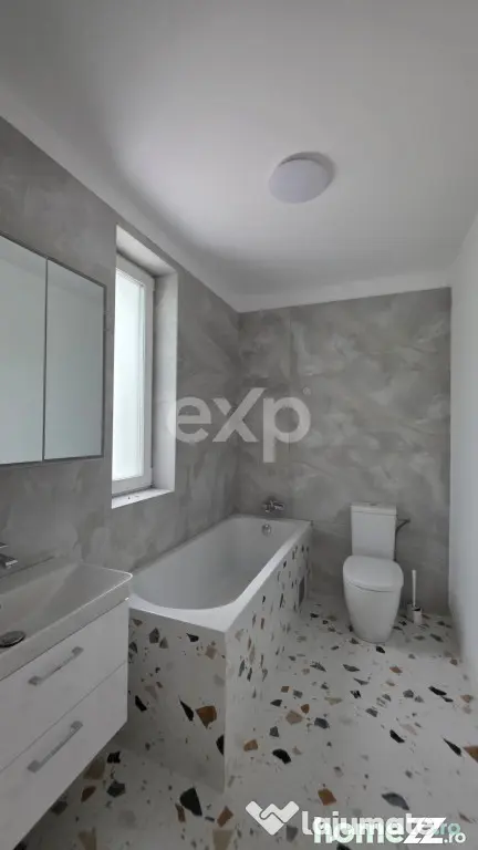 Duplex Premium | 145 mp utili | Curte 90 mp | 4 băi | Otope