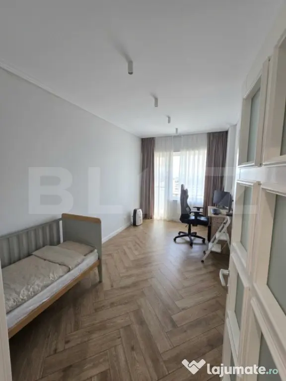 Apartament superb 3 camere decomandat in zona Copou, mobilat