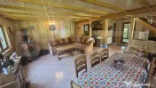 Cabană de poveste pe malul râului | Refugiu în natură, t 