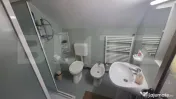 Cabană de poveste pe malul râului | Refugiu în natură, t 