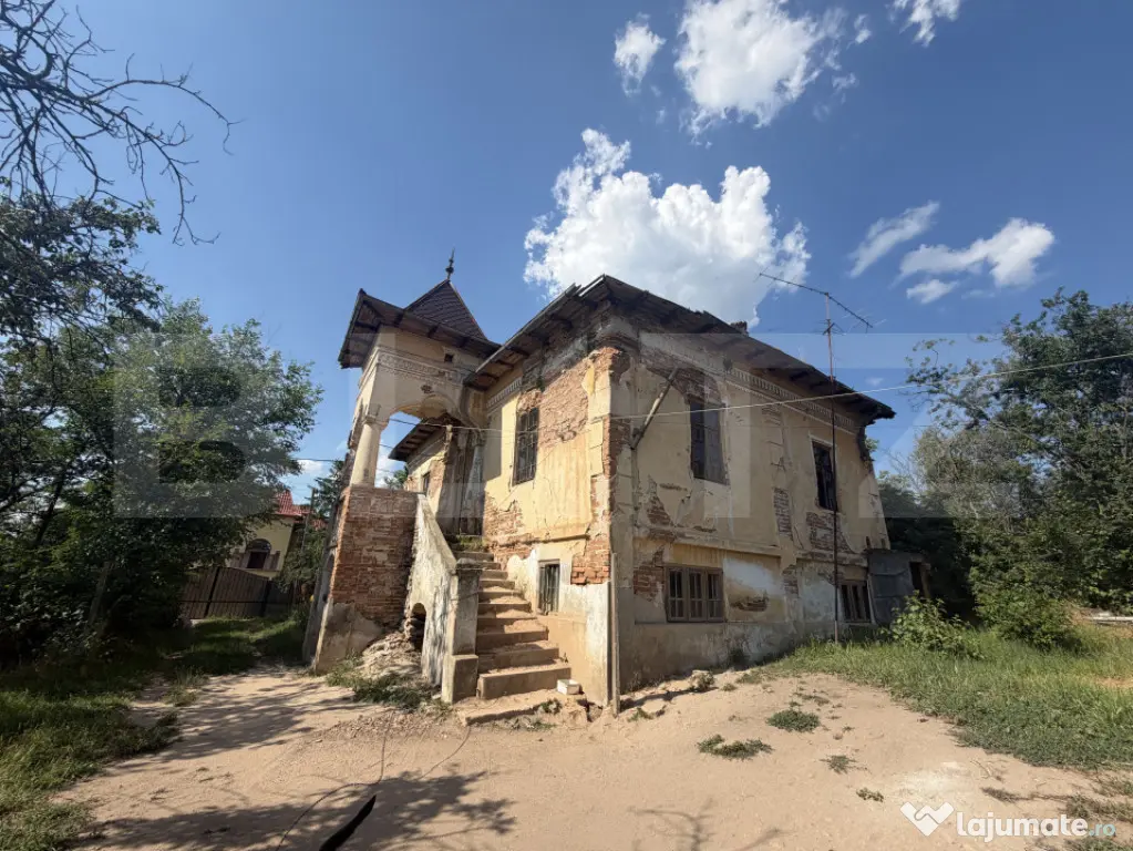 Conac cu priveliste panoramica, Lesile, 1200 mp teren