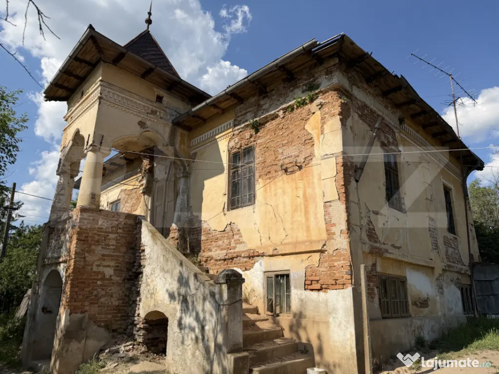 Conac cu priveliste panoramica, Lesile, 1200 mp teren