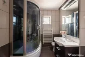 APARTAMENT DECOMANDAT - TRIVALE - ETAJ INTERMEDIAR