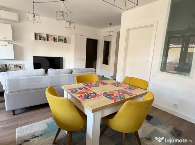 Apartament 3 camere, 75mp, balcon, parcare, zona Parc Poligo