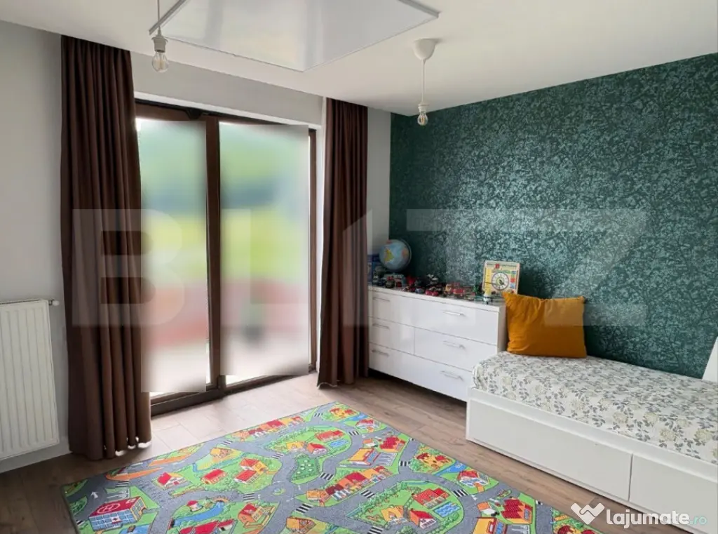 Apartament 3 camere, 75mp, balcon, parcare, zona Parc Poligo