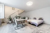 Casa 4 camere - langa str. Petru Rares, Gradiste - COMISI... 