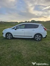 Peugeot 3008 HYbrid 