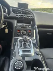 Peugeot 3008 HYbrid 