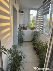 Apartament 3 camere, decomandat - zona Triaj