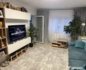 Apartament 3 camere, decomandat - zona Triaj
