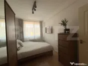 Apartament cu 3 camere de vânzare, Garaj subteran, Zona Cen