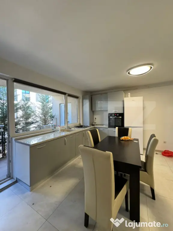 Apartament 2 camere, modern, 60 mp, parcare, zona Eroilor