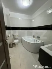 Apartament 2 camere, modern, 60 mp, parcare, zona Eroilor 