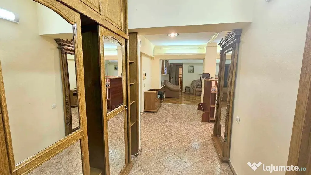 Apartament 3 camere , in Fundatie,INDEPENDENTEI