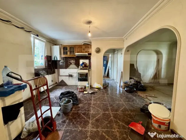 Apartament 4 camere, 81 mp, zona Dambu Pietros