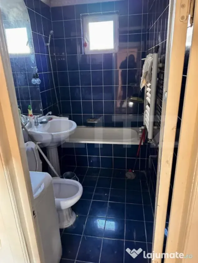 Apartament 4 camere, 81 mp, zona Dambu Pietros