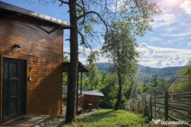 cabana de închiriat cu ciubar jacuzzi