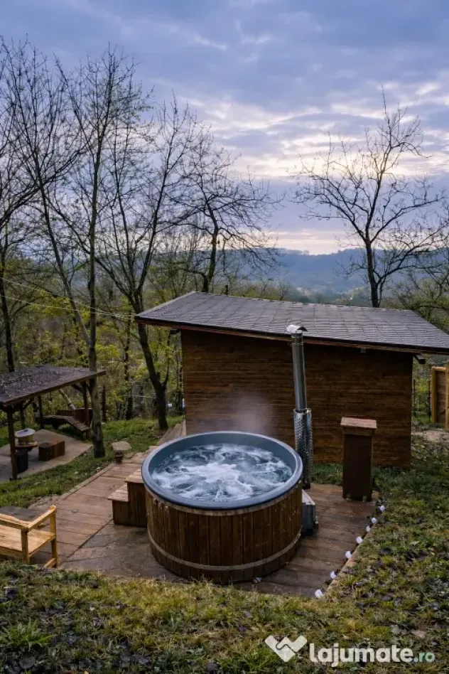 cabana de închiriat cu ciubar jacuzzi