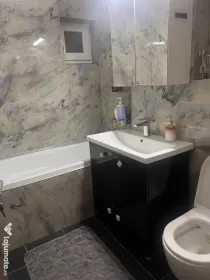Apartament cu 3 camere mobilat si utilat central