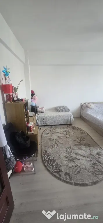 Vand apartament cu 1 camera Soarelui