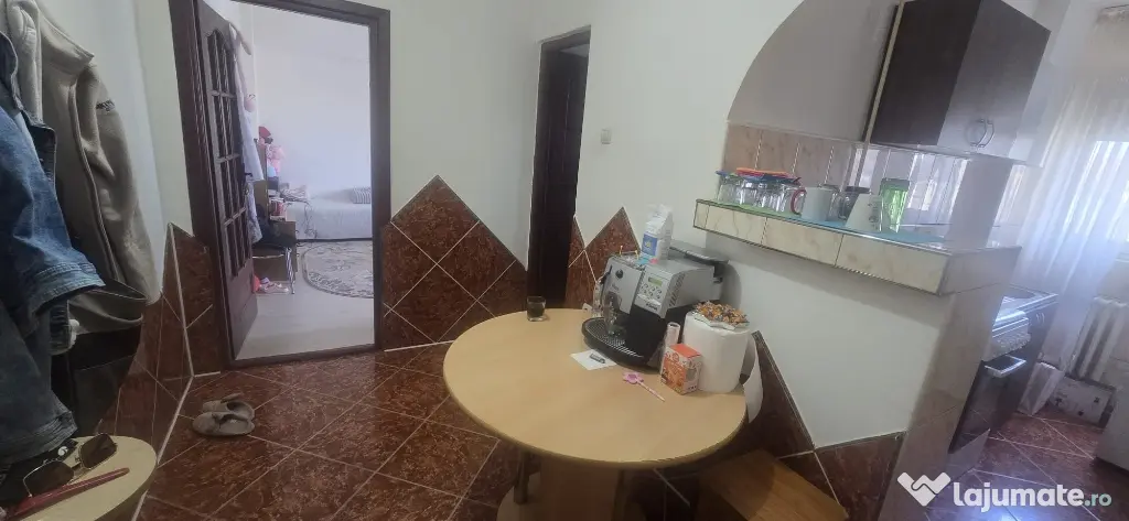Vand apartament cu 1 camera Soarelui
