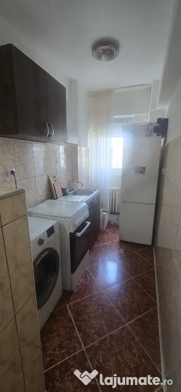 Vand apartament cu 1 camera Soarelui