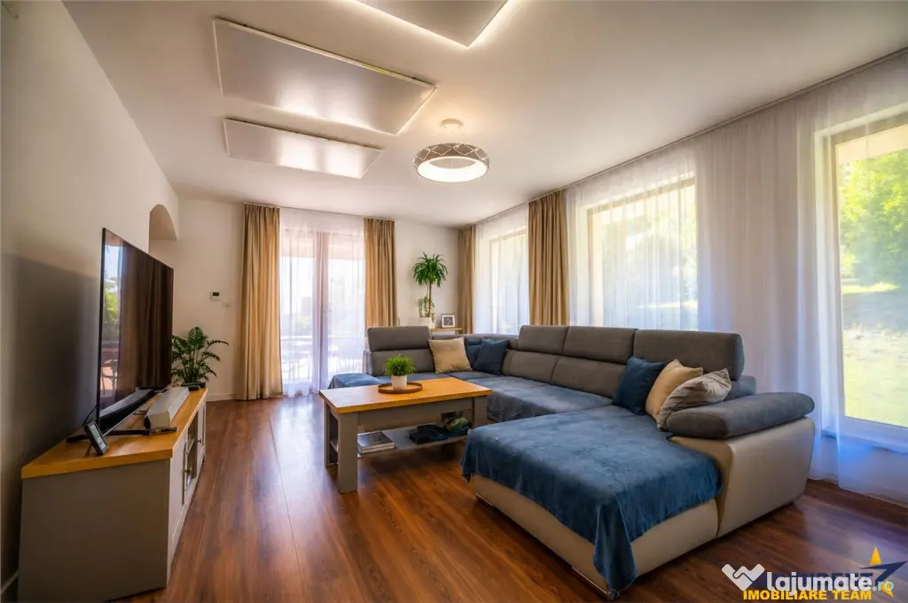 FILM! Sophisticated villa in an exclusive natural setting, P