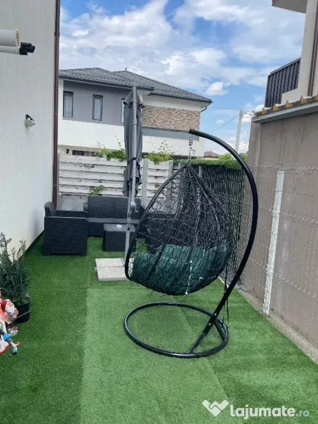 Apartamente 3 camere cu curte in vila
