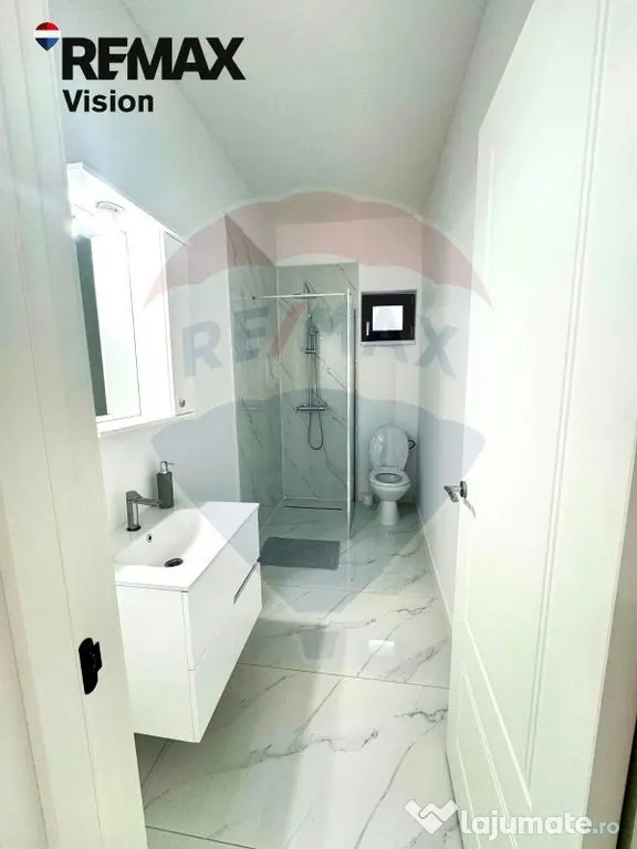 Casă / Vilă cu 4 camere de vânzare în zona Bariera Va...