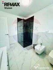 Casă / Vilă cu 4 camere de vânzare în zona Bariera Va... 