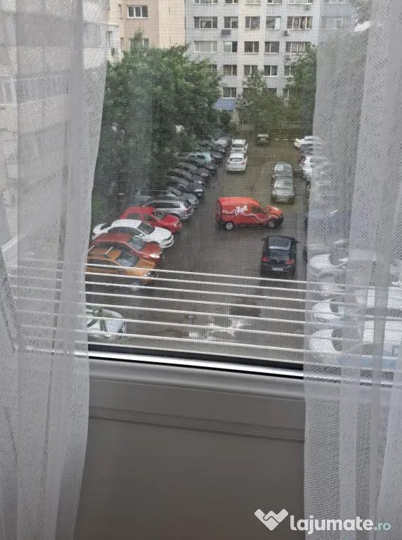 Apartament 3 camere 1 min. de Parcul Mihai-Viteazul.