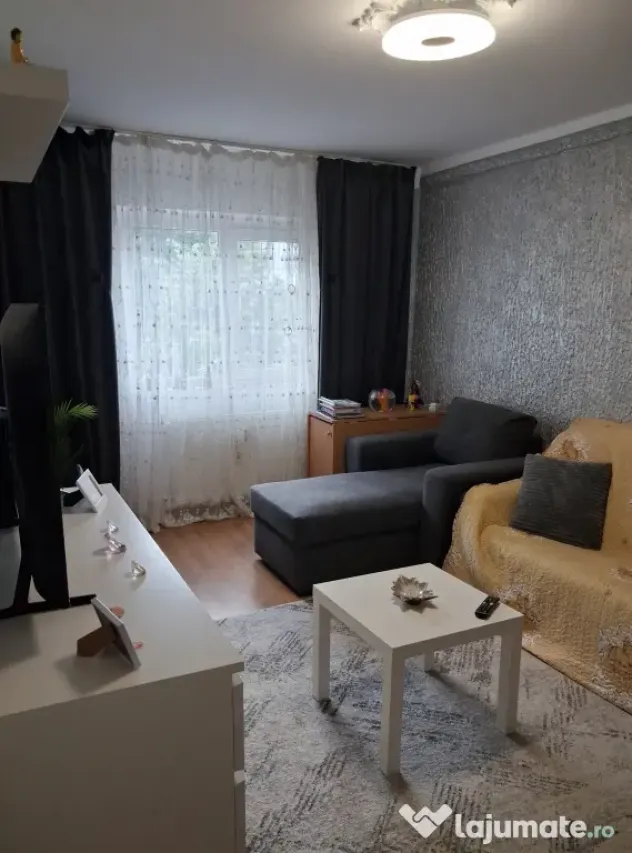 Apartament 3 camere 1 min. de Parcul Mihai-Viteazul.