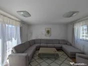Apartament de o camera, Porii numerele mici !