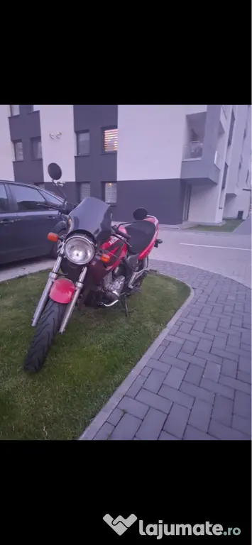 Motocicleta Honda CB 500