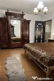 Apartament cu 3 camere, decomandat - Centrul Istoric 