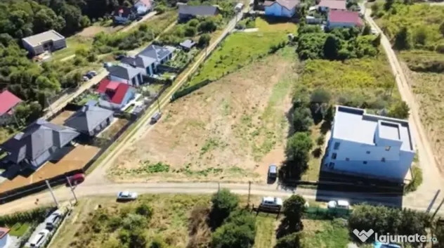 Teren de vânzare, 2638 mp, zona Barnova – Strada Sfintii