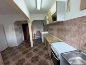 Apartament cu 3 camere de vanzare in Rogerius
