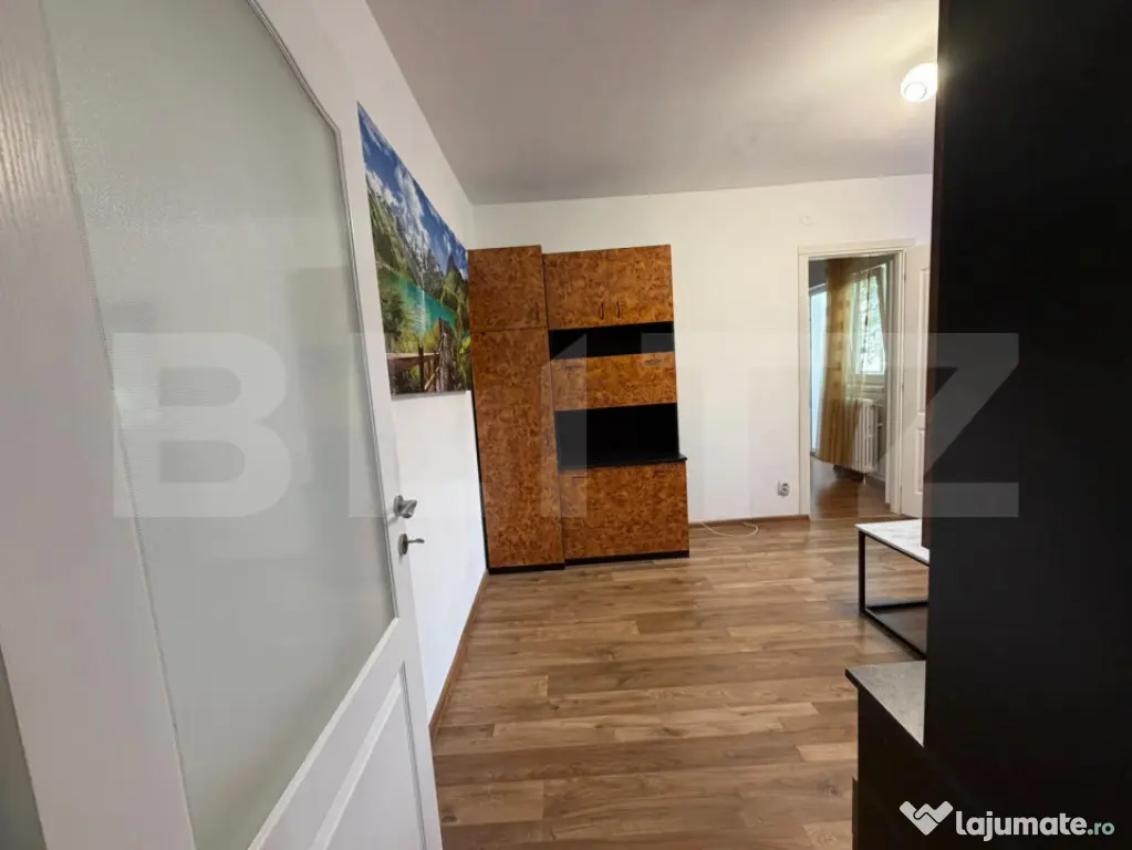Apartament cu 3 camere de vanzare in Rogerius