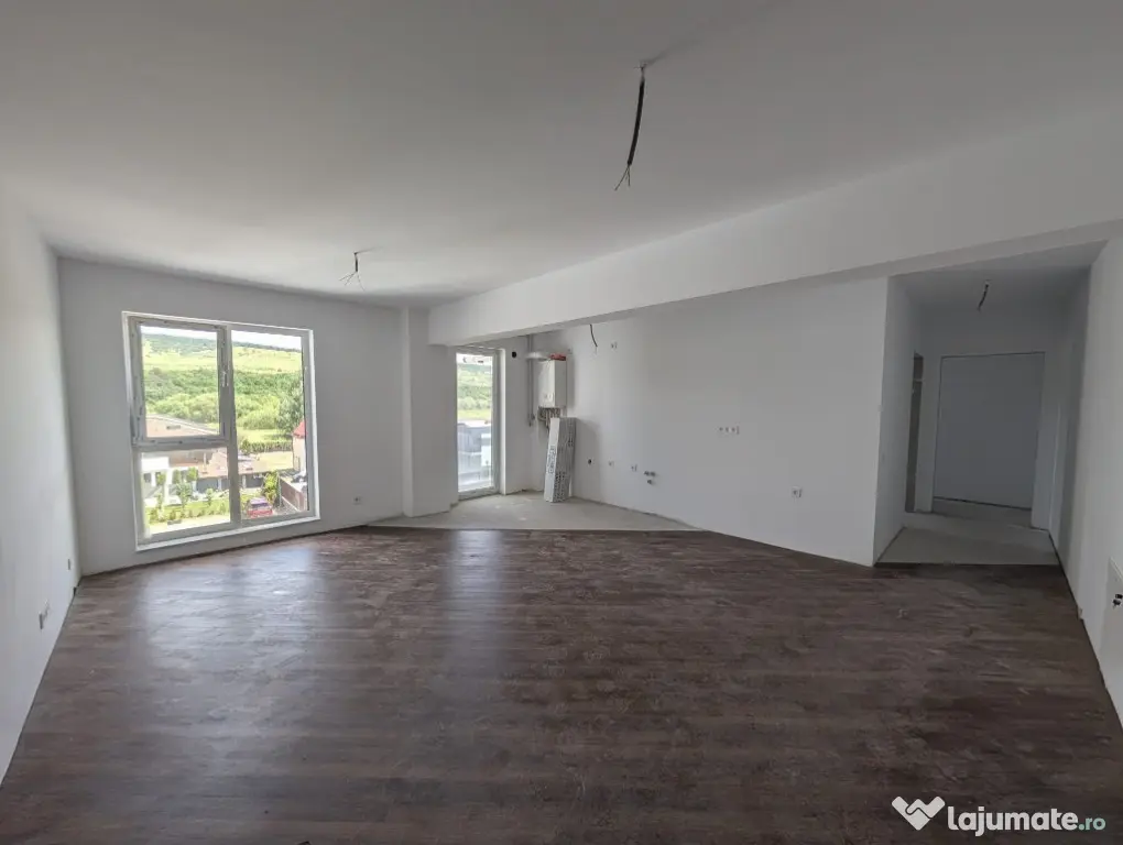 Apartament 3 camere, 70mp utili, 2 bai, finisat, lift, zona Tineretulu