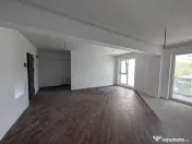Apartament 3 camere, 70mp utili, 2 bai, finisat, lift, zona Tineretulu