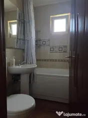 Apartament 2 camere, semidecomandat - Brasovul Vechi 