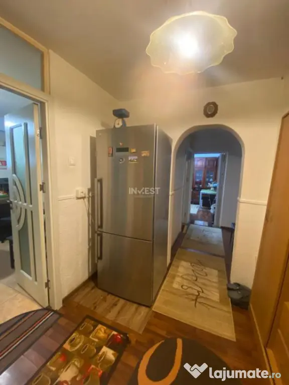 Apartament decomandat cu 4 camere si 2 băi - Nicolina 1