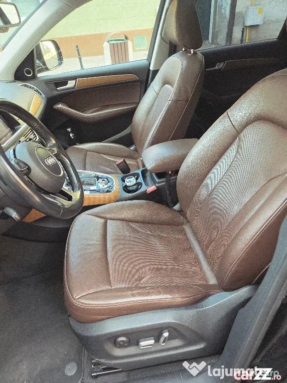 Audi Q5 S-Line 3.0TDI Quattro DSG S-tronic Navi Xenon B&O Panoramic - 26000€